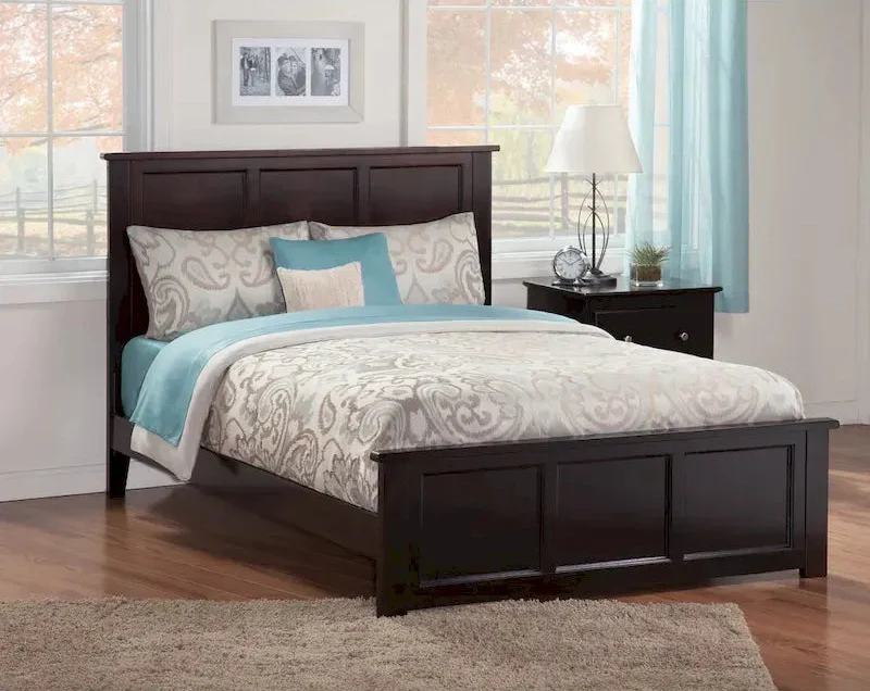 Solid Wood Platform Bed with Footboard, USB Charging & Slats – 5 Colors, 5 Sizes