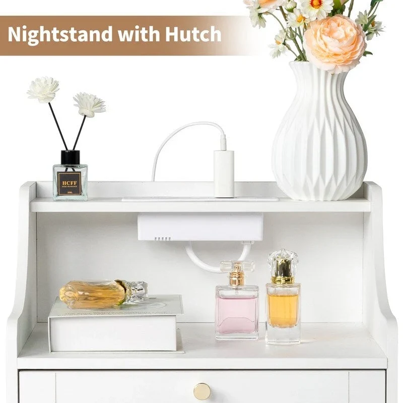 3 Drawer Nightstand with USB